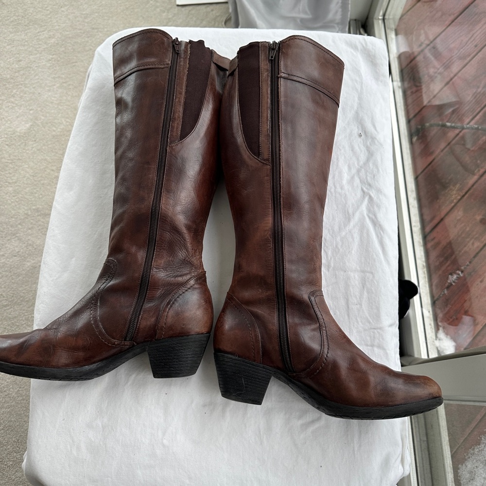 Nurture Geniune Leather Brown Boots